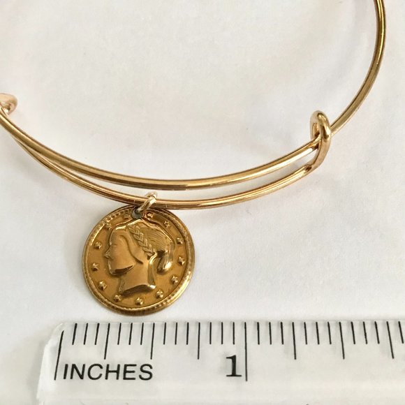 Vintage French Italian Coin Charm Bracelet Gold Plated Wire France Italy Lady - Picture 9 of 9